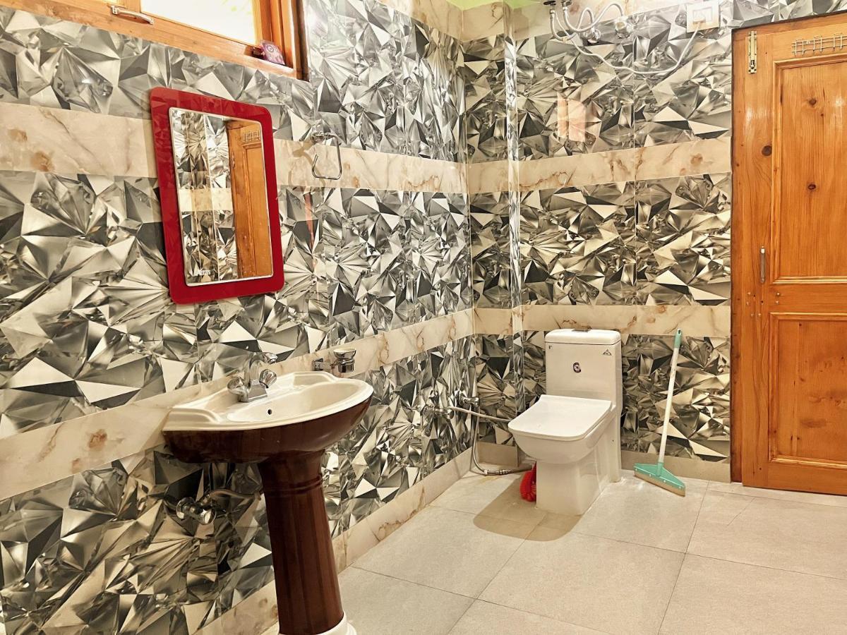 Hotel Anupam By Mid Orchard, קאסול מראה חיצוני תמונה