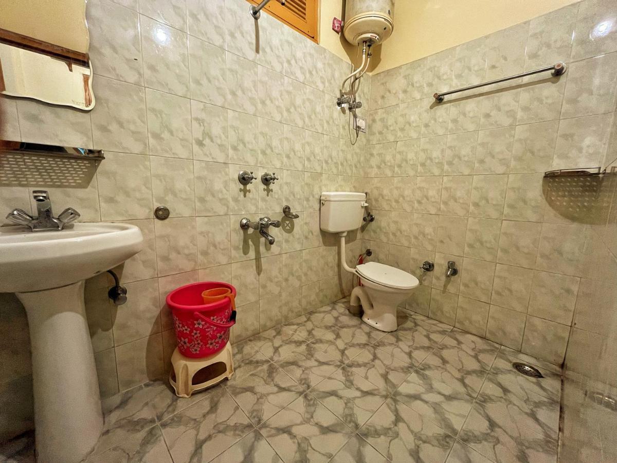 Hotel Anupam By Mid Orchard, קאסול מראה חיצוני תמונה