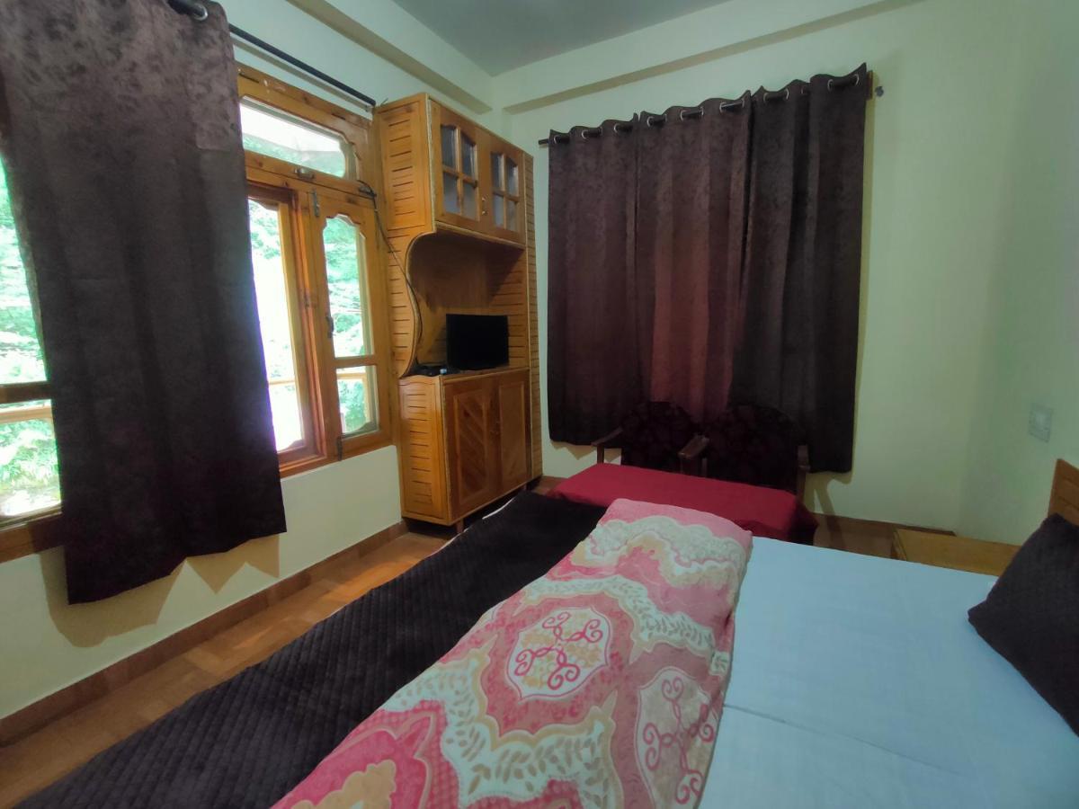Hotel Anupam By Mid Orchard, קאסול מראה חיצוני תמונה