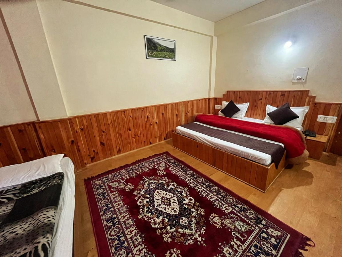 Hotel Anupam By Mid Orchard, קאסול מראה חיצוני תמונה