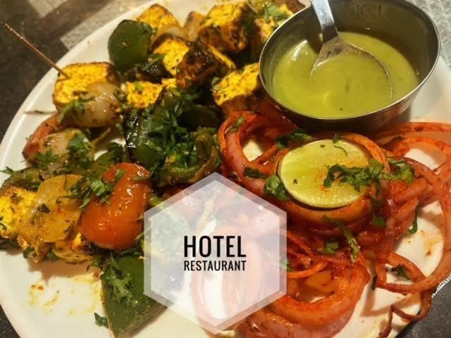 Hotel Anupam By Mid Orchard, קאסול מראה חיצוני תמונה